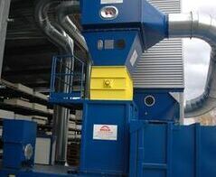 Extraction and waste disposal system for plastic chips