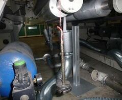 Extraction system for edge strip